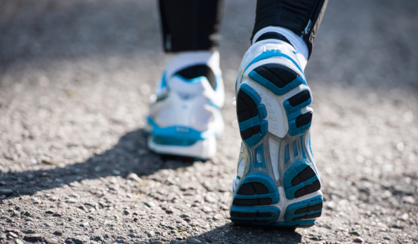 how to break in running shoes